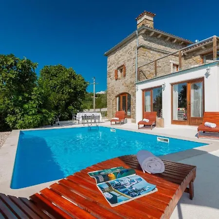 Sussini In Istria For 8 People With Jacuzzi&pet Friendly *