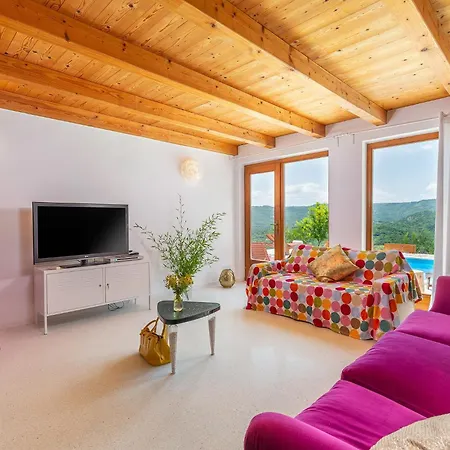 빌라 Sussini In Istria For 8 People With Jacuzzi & Pet Friendly