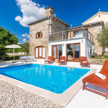 Villa Sussini In Istria For 8 People With Jacuzzi&pet Friendly Krbune
