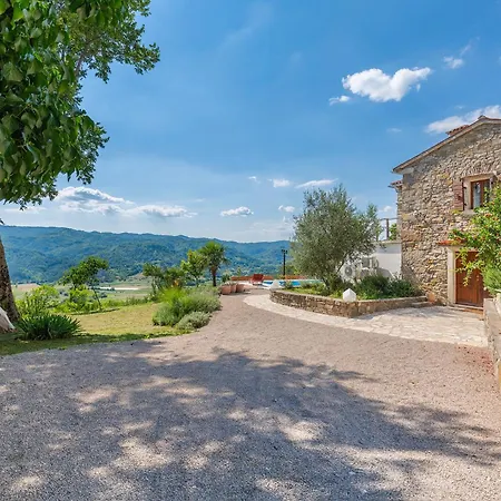 Sussini In Istria For 8 People With Jacuzzi&pet Friendly Villa